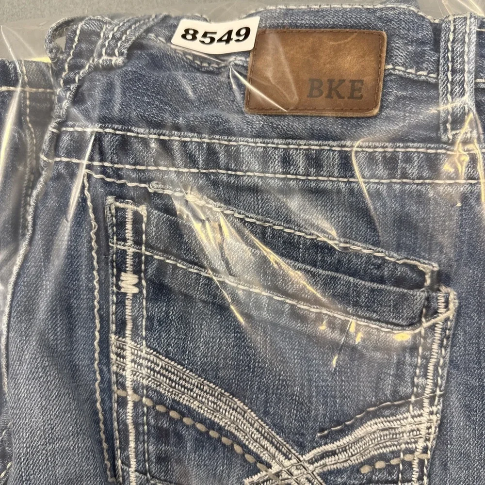 Buckle BKE Jeans Mens 30R Tyler Straight Thick Stitch Embroidery WHISKERING